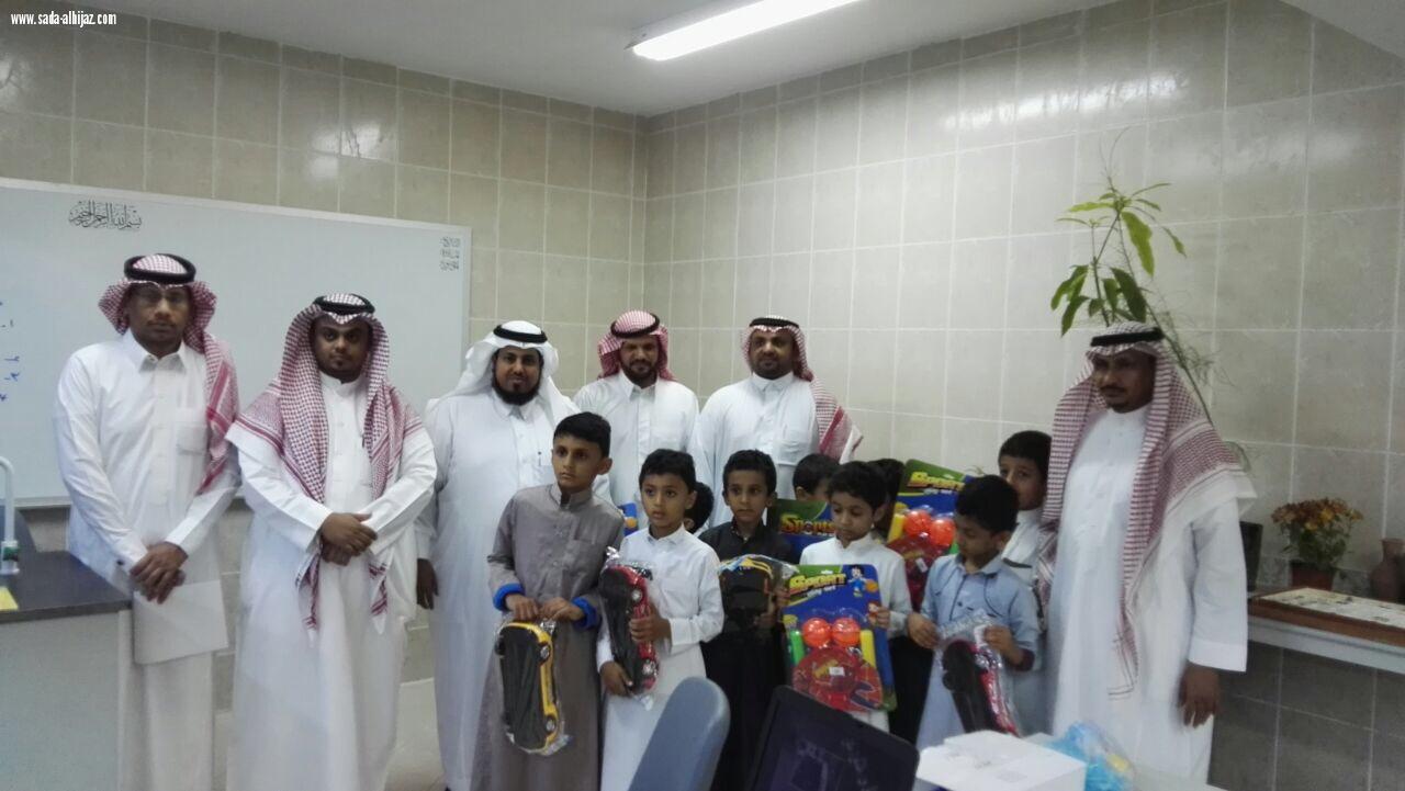 مدرسة تحفيظ القرآن الكريم بالطوال