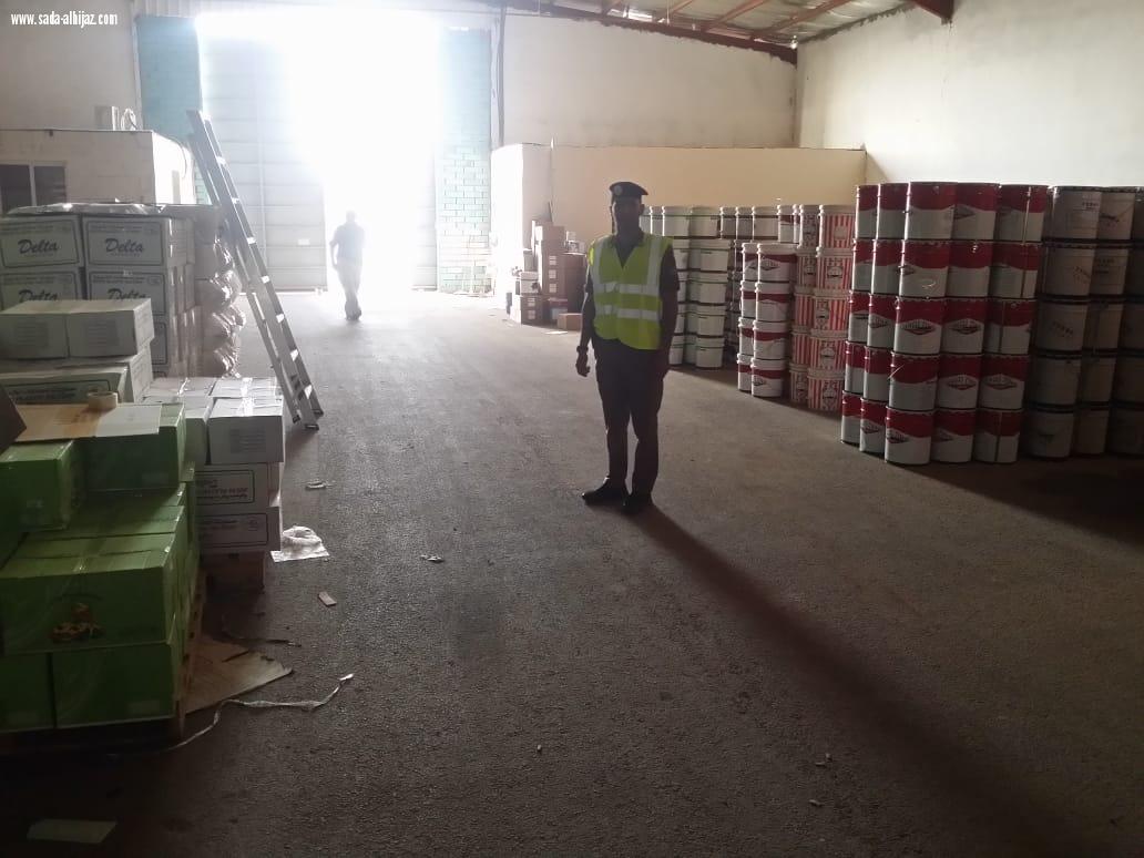 مدني المدينة ‏ينفذ جولات تفتيشية لفرق الاشراف الوقائي على بعض المستودعات .