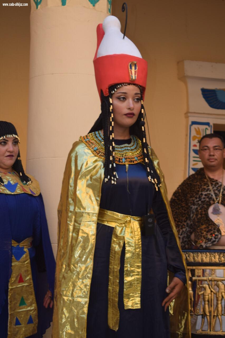 صراع الملوك مسرحية عن حتشبسوت وتحتمس الثالث بالقرية الفرعونية