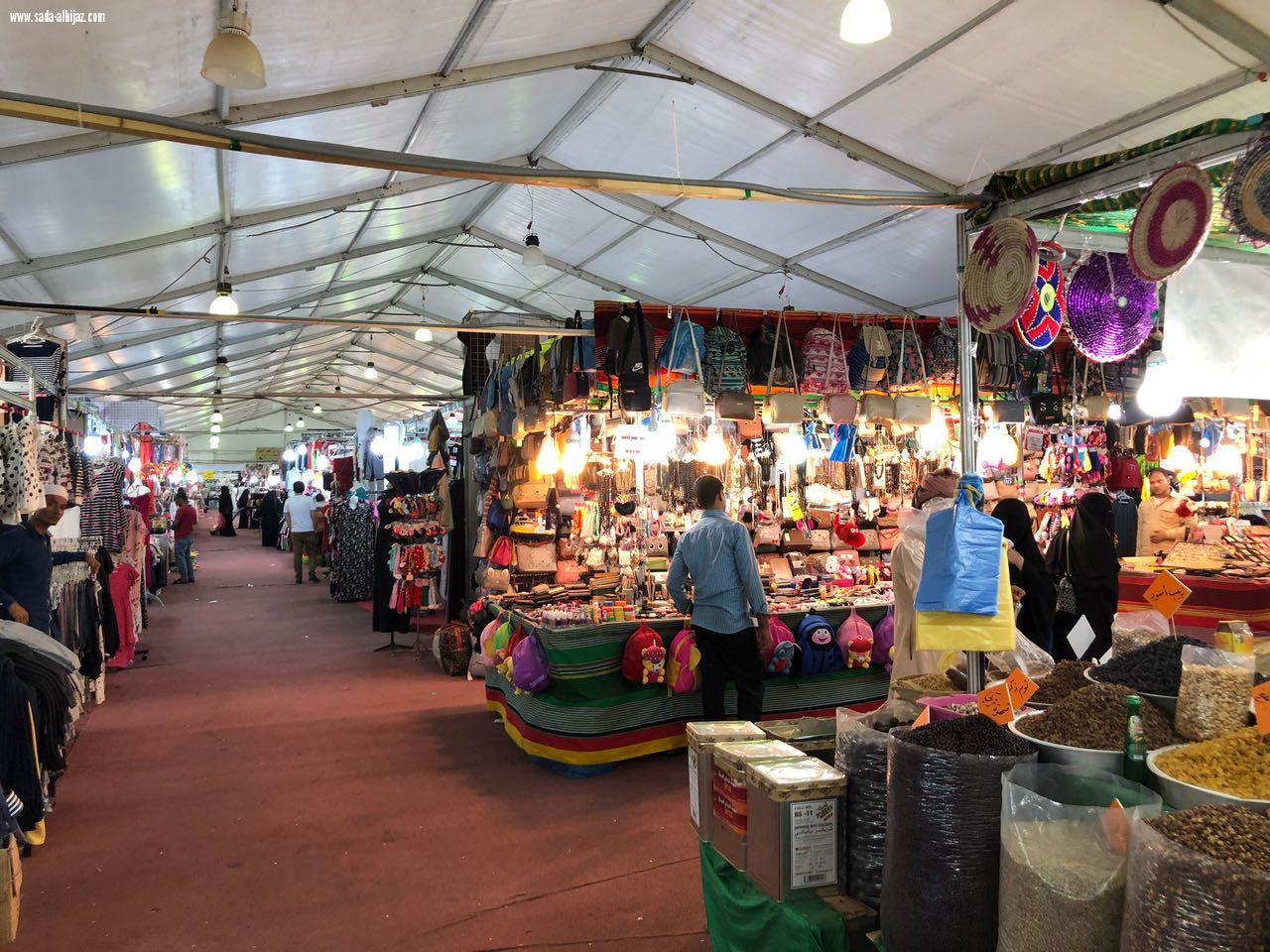 كاميرة شبكة نادي الصحافة تتجول في مهرجان ربيع النورية بمواقف سيارات بالنوارية