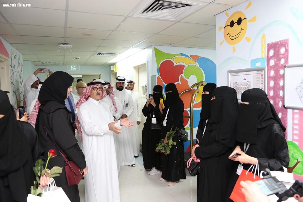 جمعية السرطان بالشرقية تعايد مرضى التخصصي