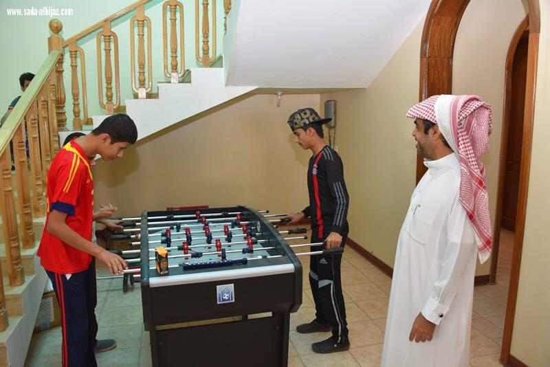 مدرسة الإمام عاصم في ضيافة نادي الجوف