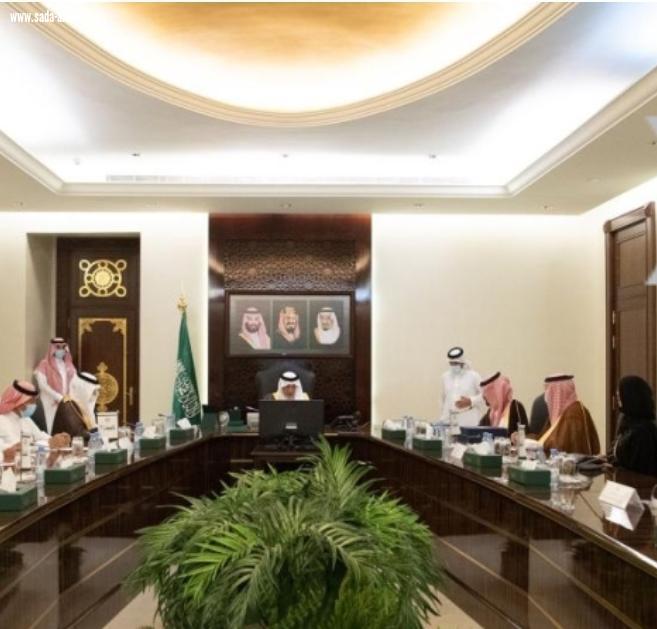الفيصل يرأس اجتماعاً لاستعراض مخرجات كرسي القدوة الحسنة