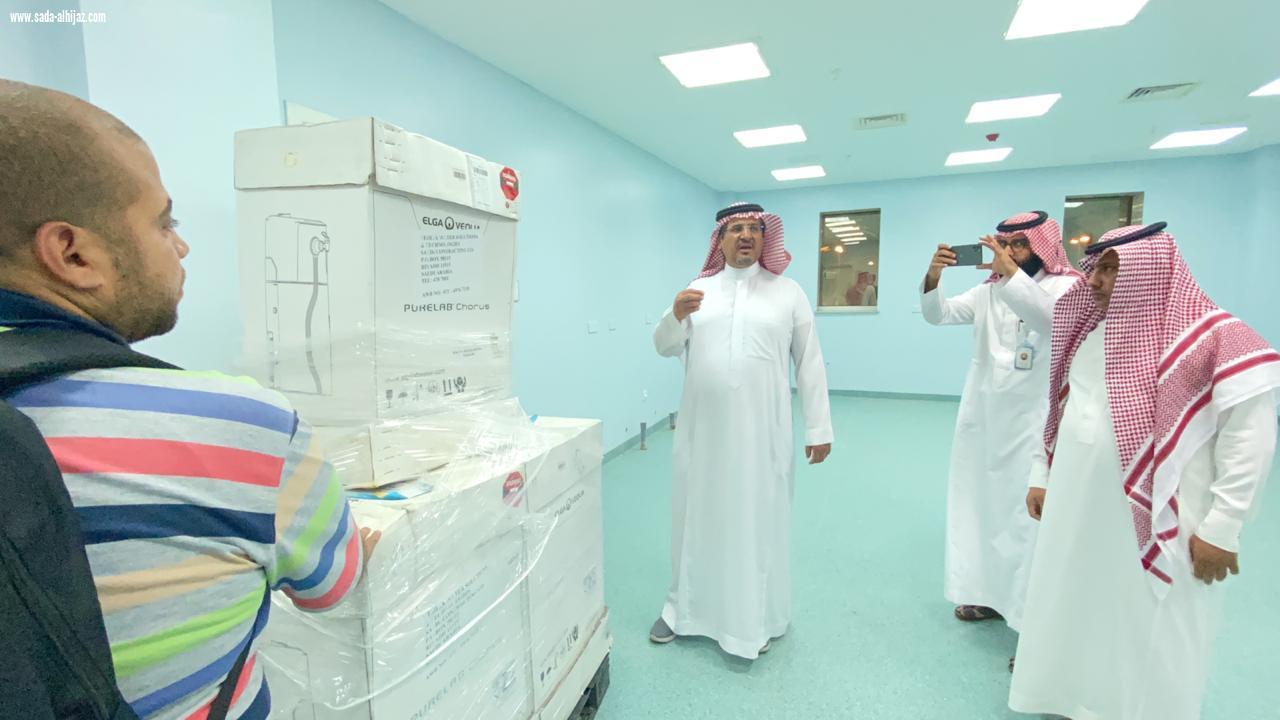 محافظ بلقرن يتفقد سير العمل في تجهيزات مستشفى سبت العلاية الجديد