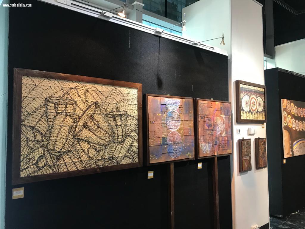 بمعرض دبي ( ذاكرة الفل الجازاني ) للفنان التشكيلي السعودي عبدالوهاب عطيف 