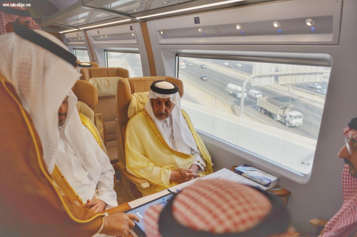 أمير مكة يهنأ خادم الحرمين على ماتحقق من إنجاز في قطار الحرمين الذي سيخدم الحجاج والمعتمرين وسكان الوطن الغالي