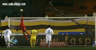 الأهلي يفشل في إستغلال تعثر الهلال ويتعادل مع أحد