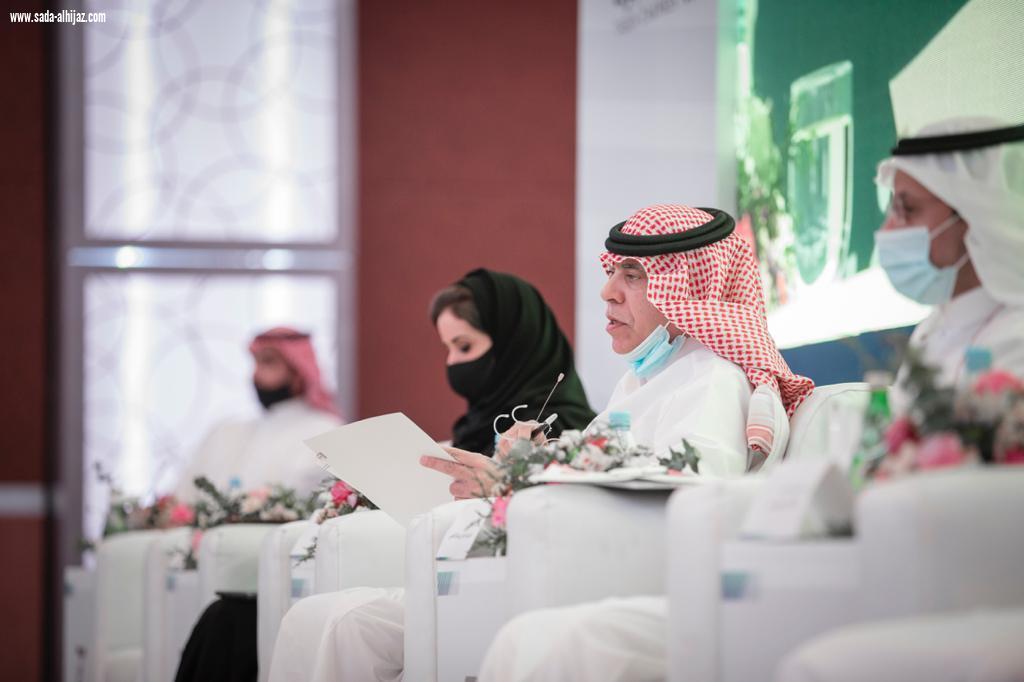 التقى رجال وسيدات الأعمال والمستثمرين لبحث تحديات القطاع الخاص  *القصبي: نعمل لتعزيز تنافسية منطقة تبوك لتكون وجهة استثمارية رائدة عالمياً*