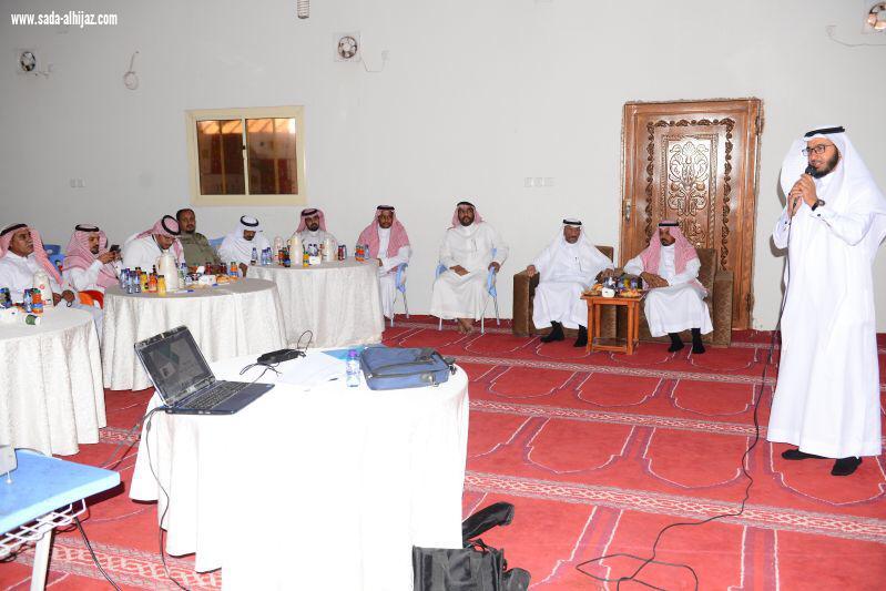 انطلاق حلقات النقاش لأولياء الأمور مع المدرسة بتعليم العلا