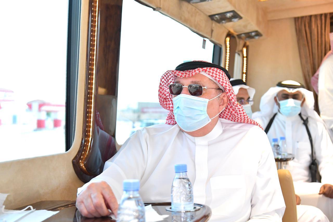 الشيخ موسى محسن مشرقي يهنئ سمو ولي العهد بنجاح العملية الجراحية