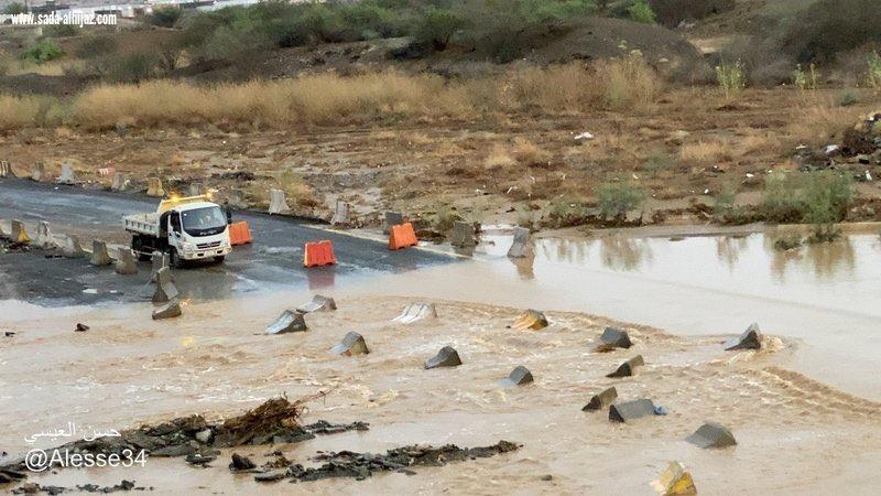 سالت على إثرها جميع الأدوية .. أمطار الـ7ساعات