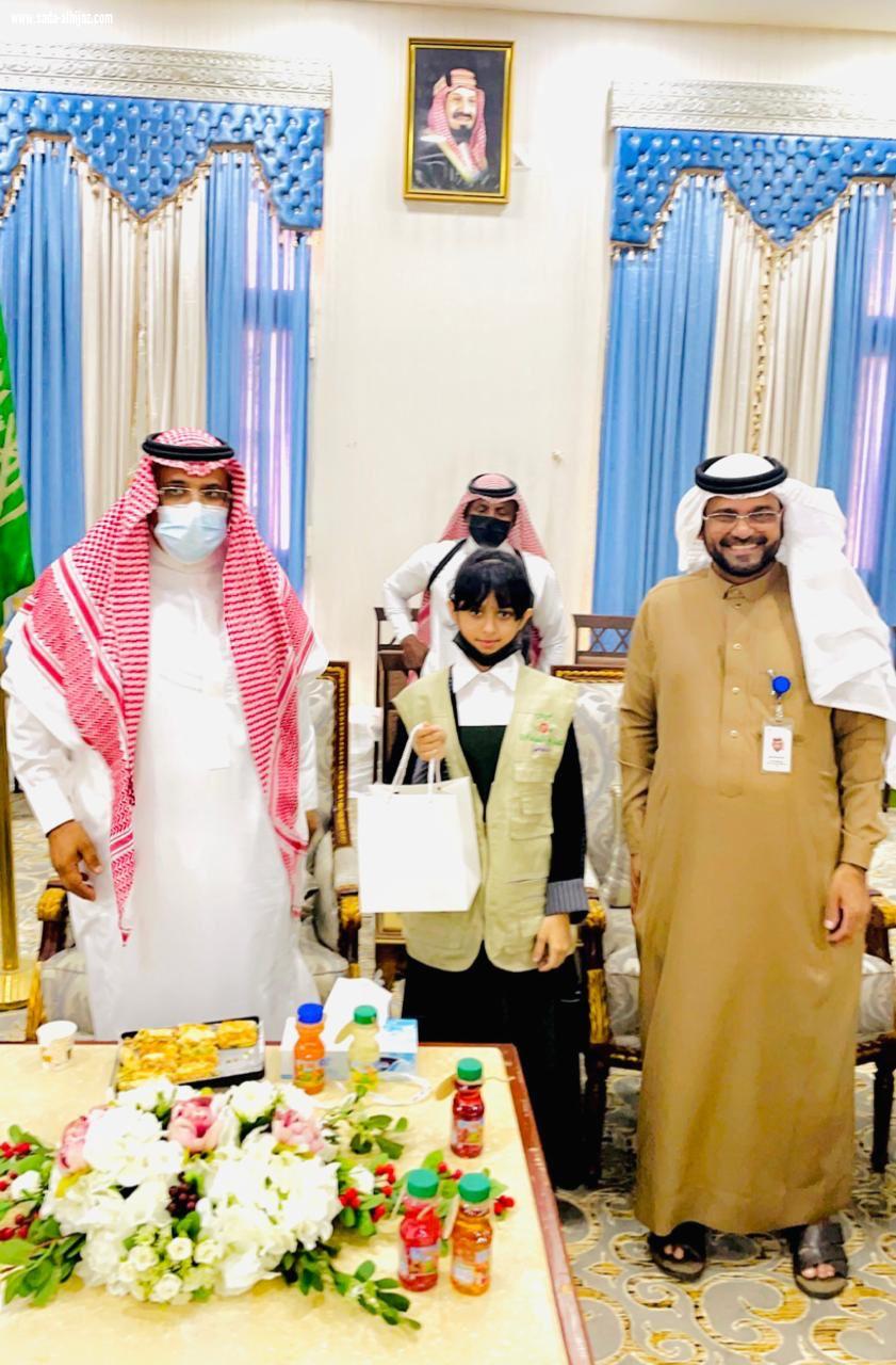 نفذ من قبل مستشفى العارضة العام | محافظ محافظة العارضة يدشن معرض أحاجي