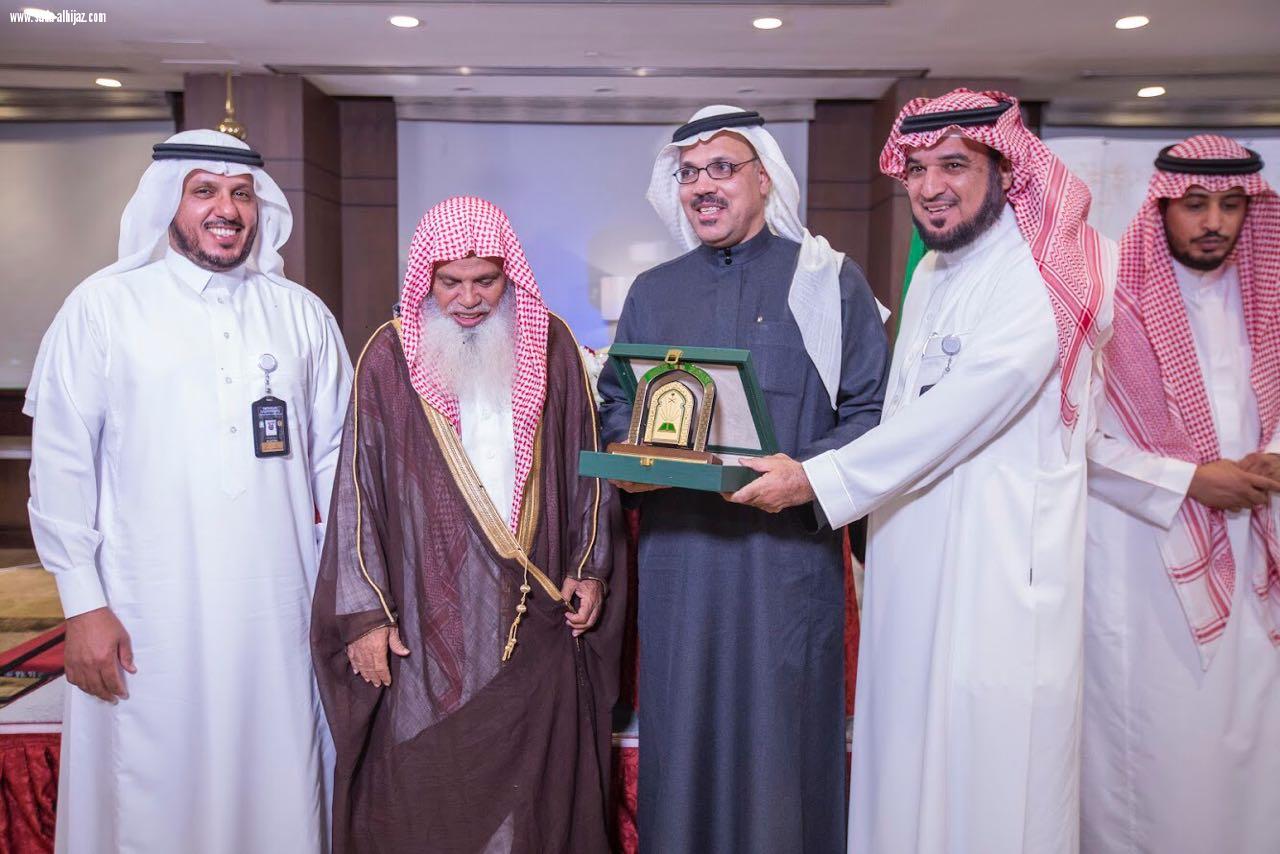 بحضور أمام الحرم النبوي وجمع كبير من الضيوف والإعلاميين