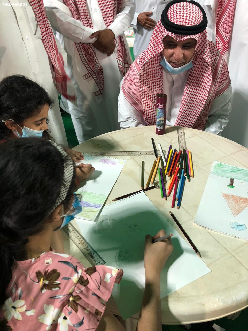 محافظ قلوة وفق توجيهات سموسيدي امير المنطقة العمل في المحافظة بروح الفريق الواحد مع الزملاء مدراء الادارات الحكومية