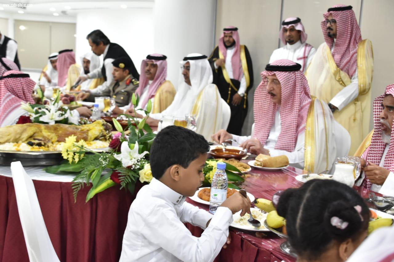سمو أمير منطقة جازان يستقبل المهنئين بعيد الأضحى المبارك