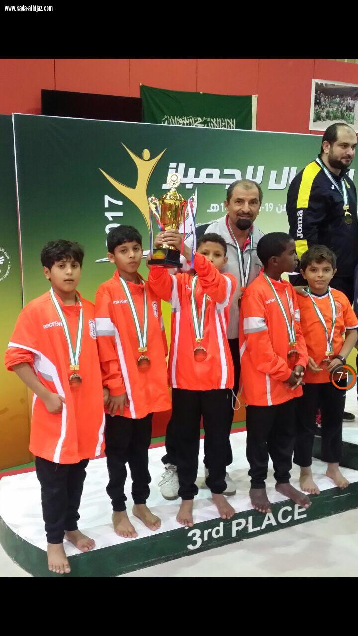 (اشبال نادي الامجاد بصبيا  للجمباز ثالث مملكة )