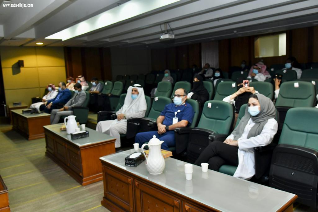 مستشفى شرق جده يشارك في اليوم العالمي للمسنين ٢٠٢٠م