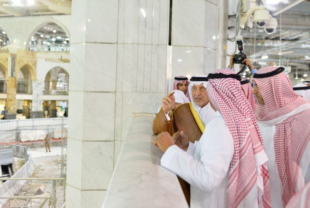 أمير مكة يفتتح مشروع تأهيل بئر زمزم والمنطقة المحيطة به في الحرم المكي 