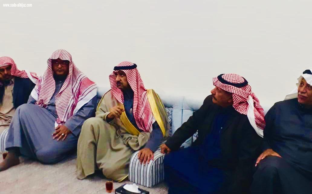 محافظ العلا ينقل تعازي أمير المنطقة ونائبه لأسرة غريق سيول العلا