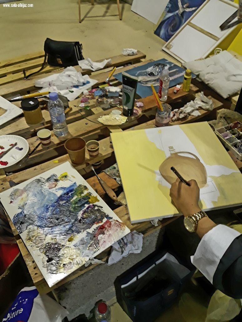 استمرار فعاليات معرض ((حكاية فن)) بينبع...