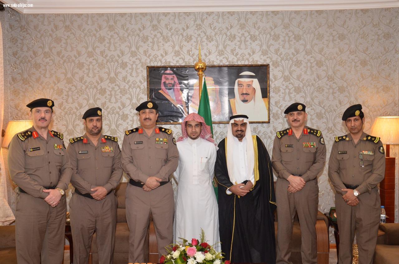 درع من مدير شرطة المدينة المنورة للفائز الاول في مسابقة القرآن الكريم بكرواتيا