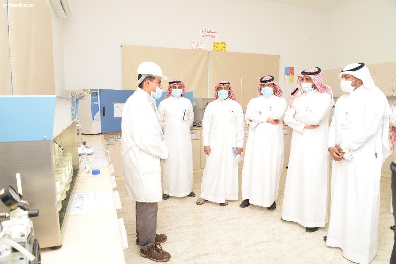 أكد ضرورة التعاون لإيجاد الحلول المناسبة لإنجاز المشروعات التنموية بالمحافظة جبر يقوم بجولة تفقدية لفرع المياه بأبوعريش ويلتقي المحافظ ورئيس البلدية