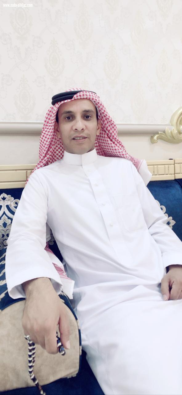 وائل الجهيري يعقد قرانه ويراعي سبل الوقاية