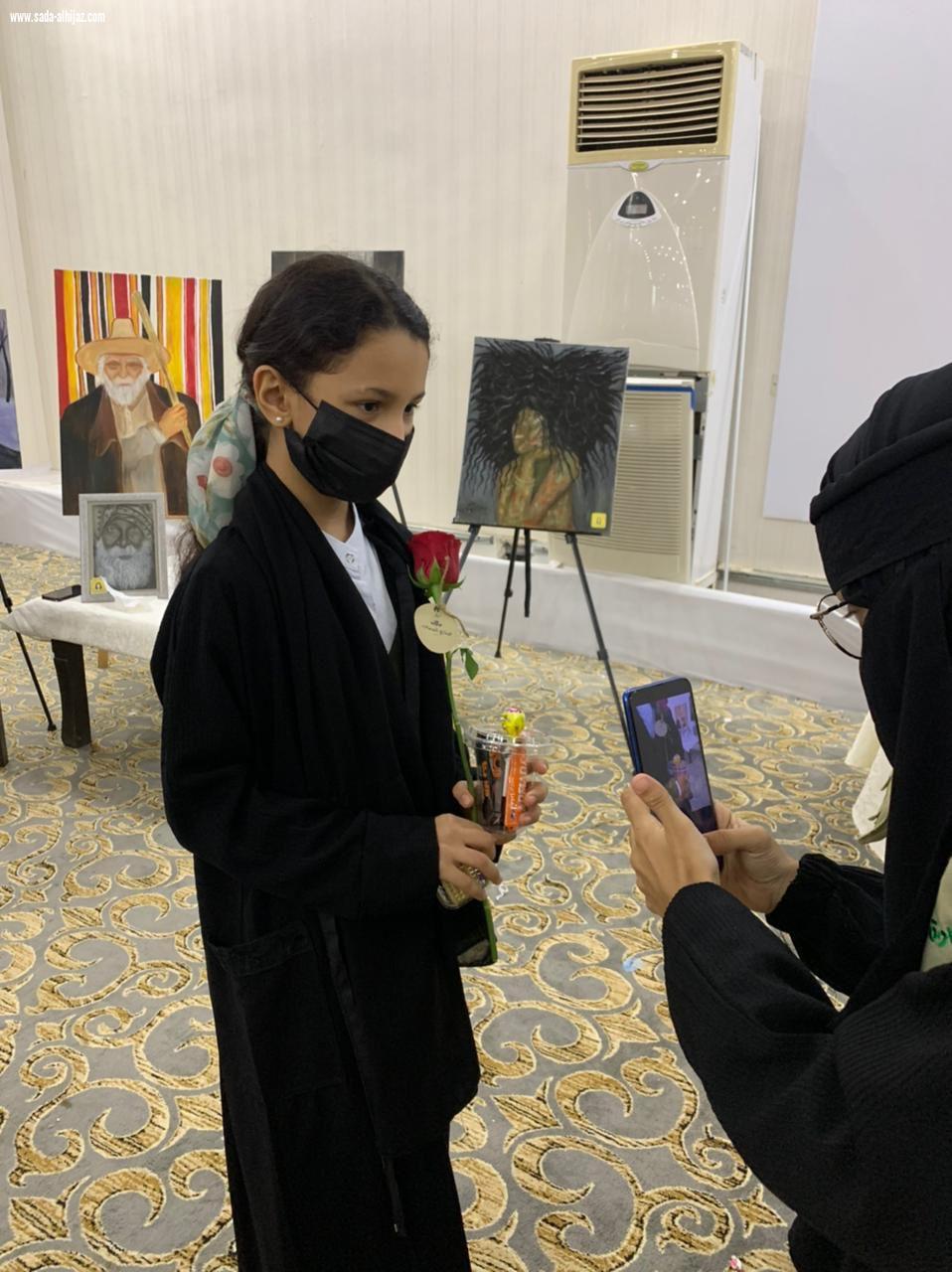 نفذ من قبل مستشفى العارضة العام | محافظ محافظة العارضة يدشن معرض أحاجي