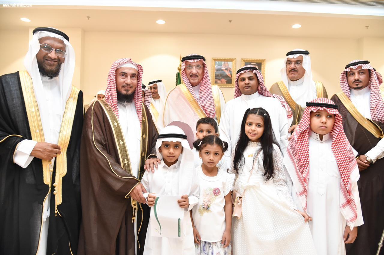 سمو أمير منطقة جازان يستقبل المهنئين بعيد الأضحى المبارك