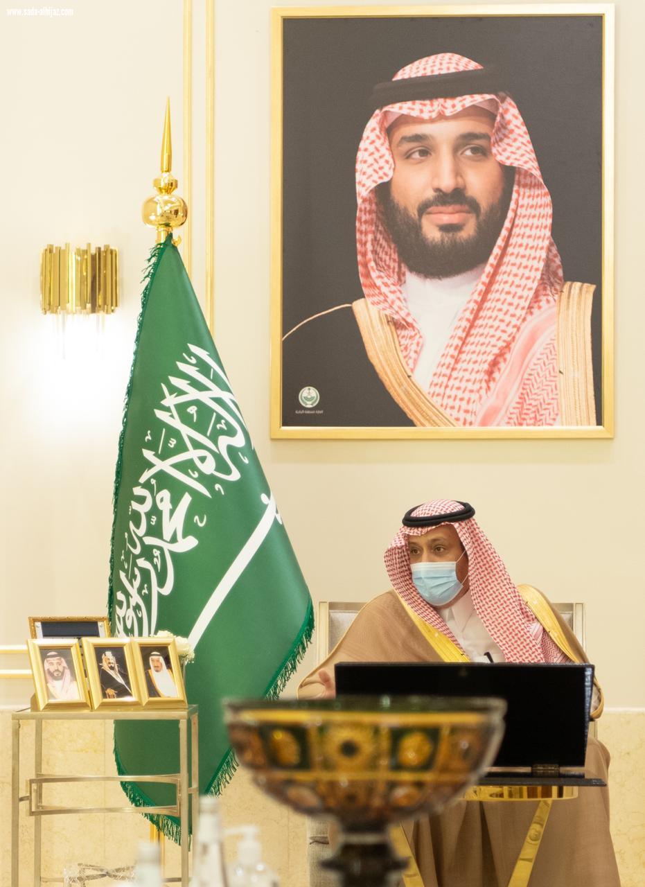 سمو أمير الباحة .. يستقبل رئيس نادي قلوة الرياضي .. ويكرّم بطل اختراق الضاحية الثالث على مستوى المملكة