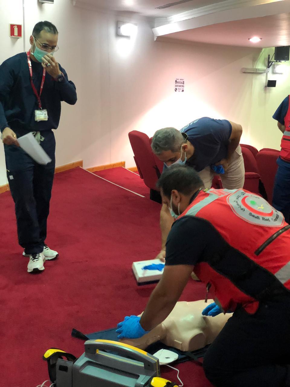 الهلال الاحمر بالباحة يستهدف 60٪ من منسوبي الميدان بدورات مكثفه تخصصية خلال اسبوعين