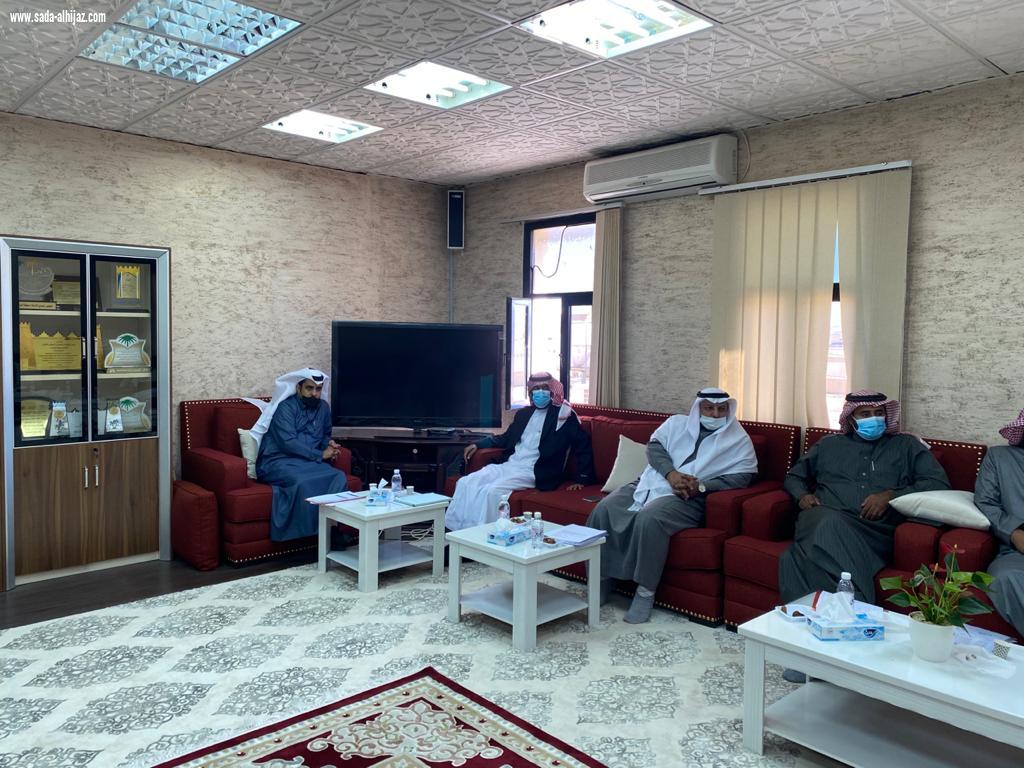 بلدي الباحة  بالتنسيق مع معرفي القرى يعد ملفا متكاملا عن احتياجات مدينة الباحة
