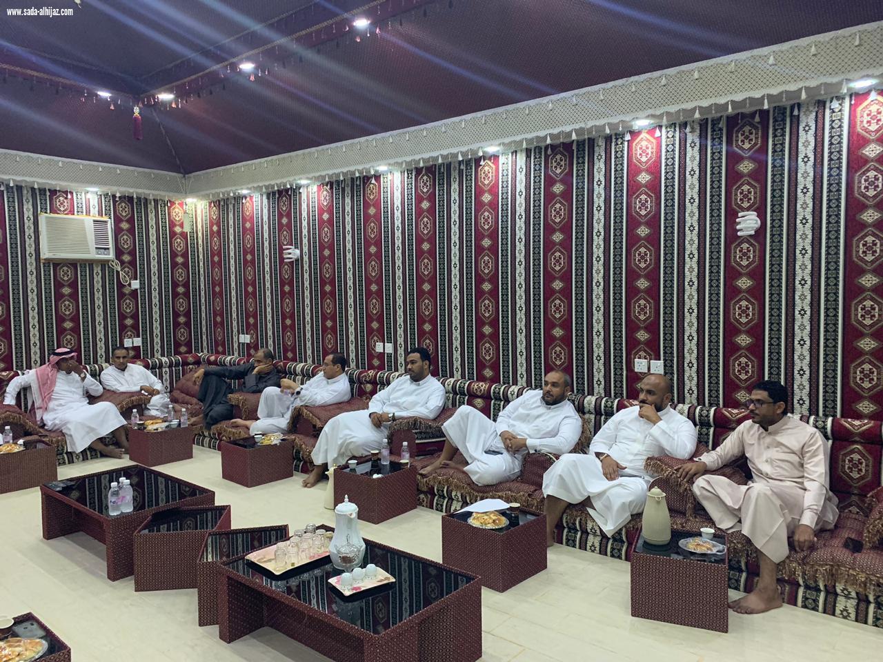 اجتماع المجلس الشرفي لفريق  تحفيظ الطوال الرياضي