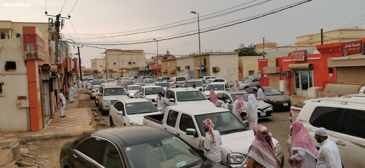 جموع غفيرة تشيع جثمان الشيخ محمد بن احمد ناشب 