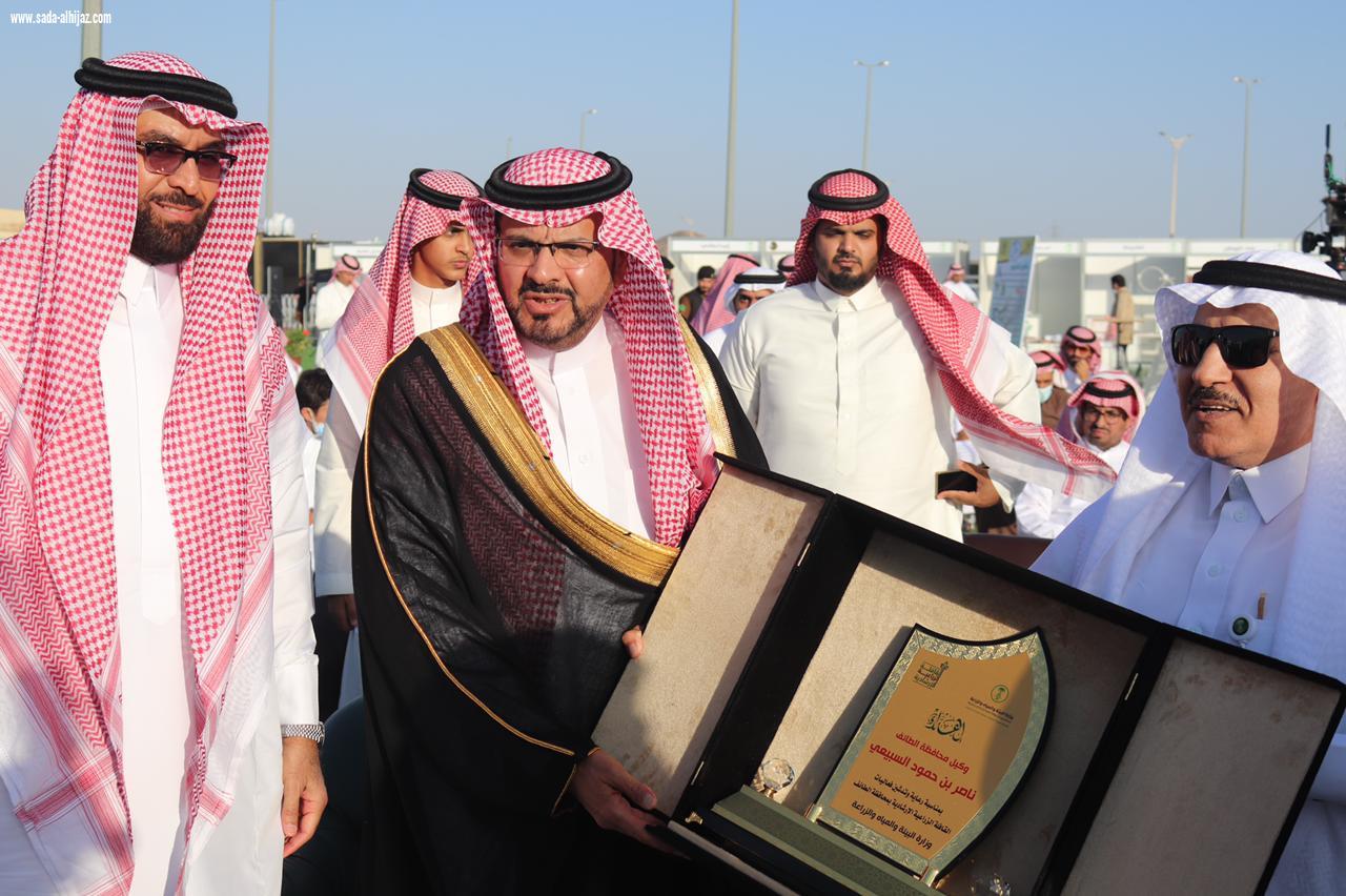 *انطلاق برامج القافلة الإرشادية الزراعية بمنطقة مكة المكرمة* 