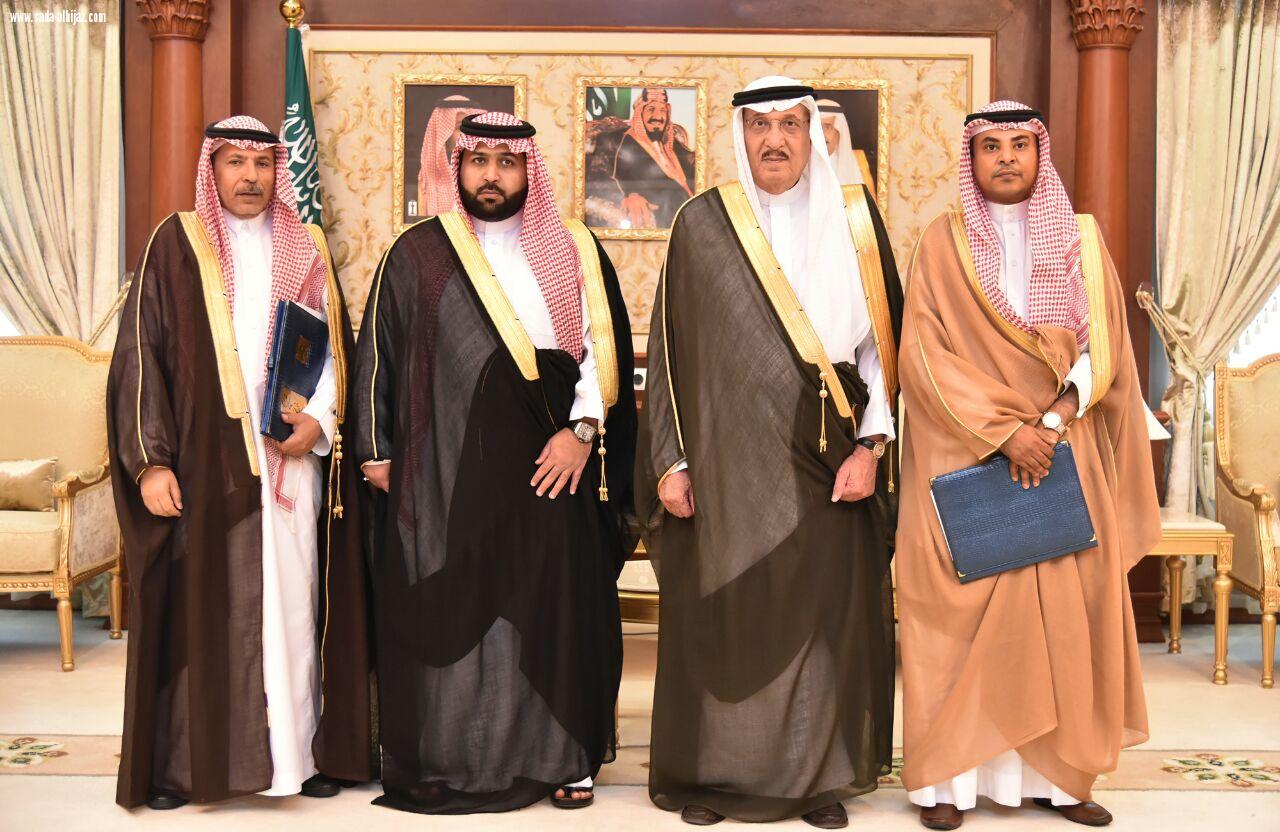 أمير منطقة جازان يرعى اتفاقية تعاون بين جامعة جازان وفرع وزارة العمل بجازان