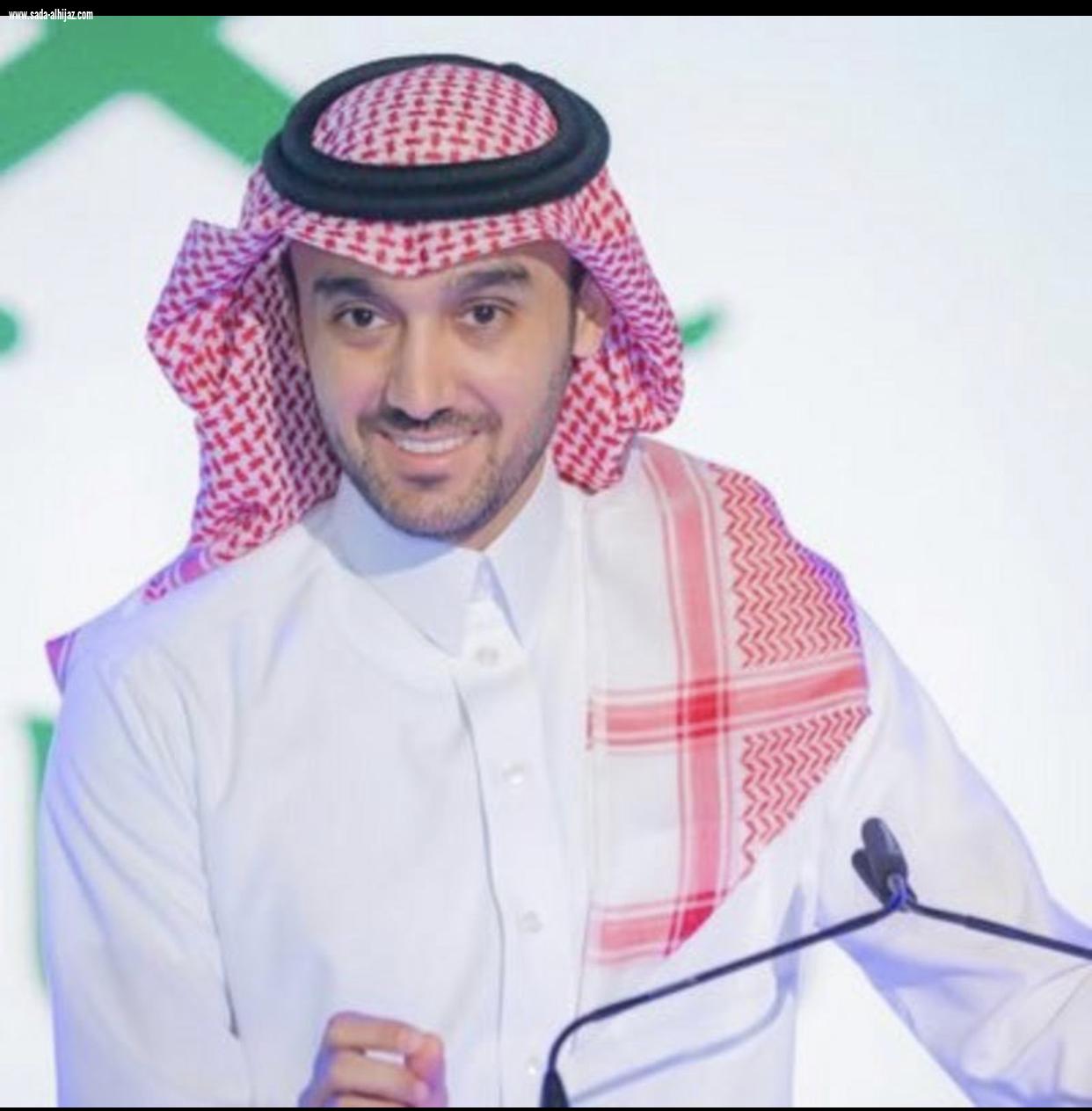 وزير الرياضة يقدم ١٠٠ ألف ريال لكل لاعب من الفريق الفائز في مباراة النصر والهلال