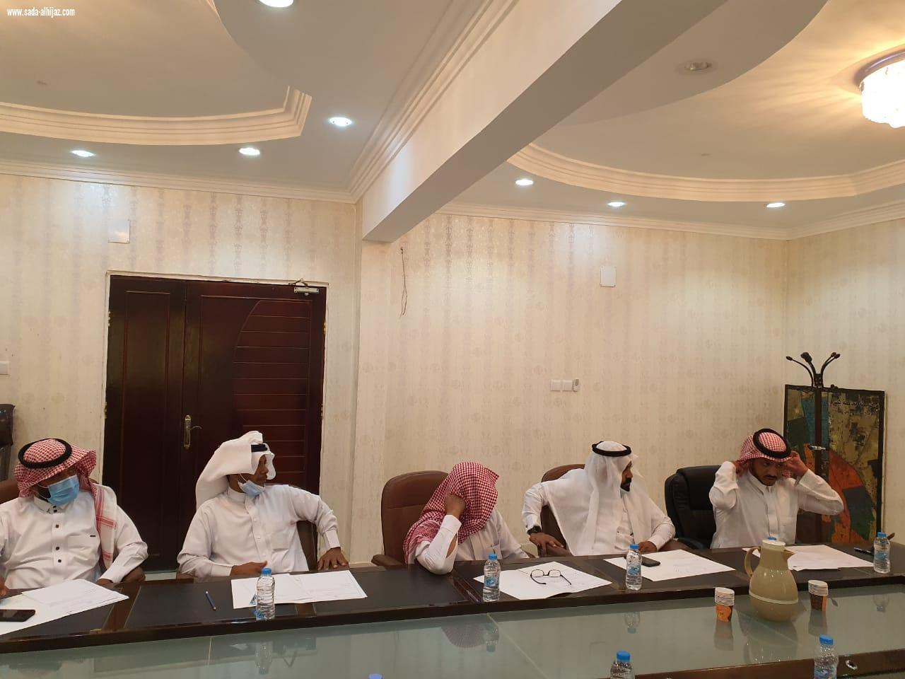 المجلس البلدي  بمحافظة بيش يعقد جلسته العادية الواحدةوالستون