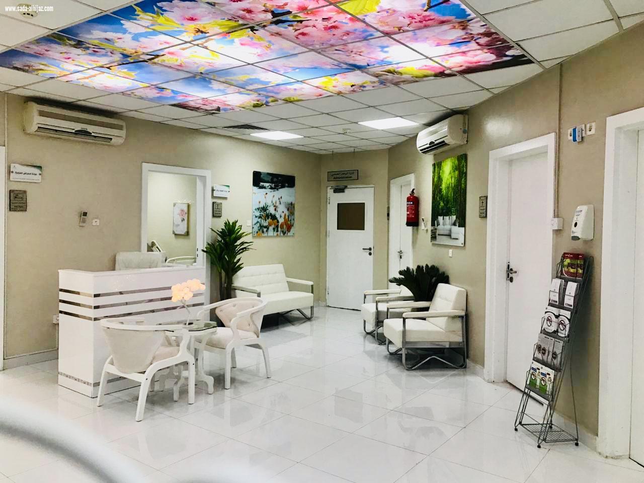 بحضور مدير صحة جازان الدكتور النجمي محافظ صامطة يدشن مشروع تطوير بيئة العمل بالقطاع الجنوبي