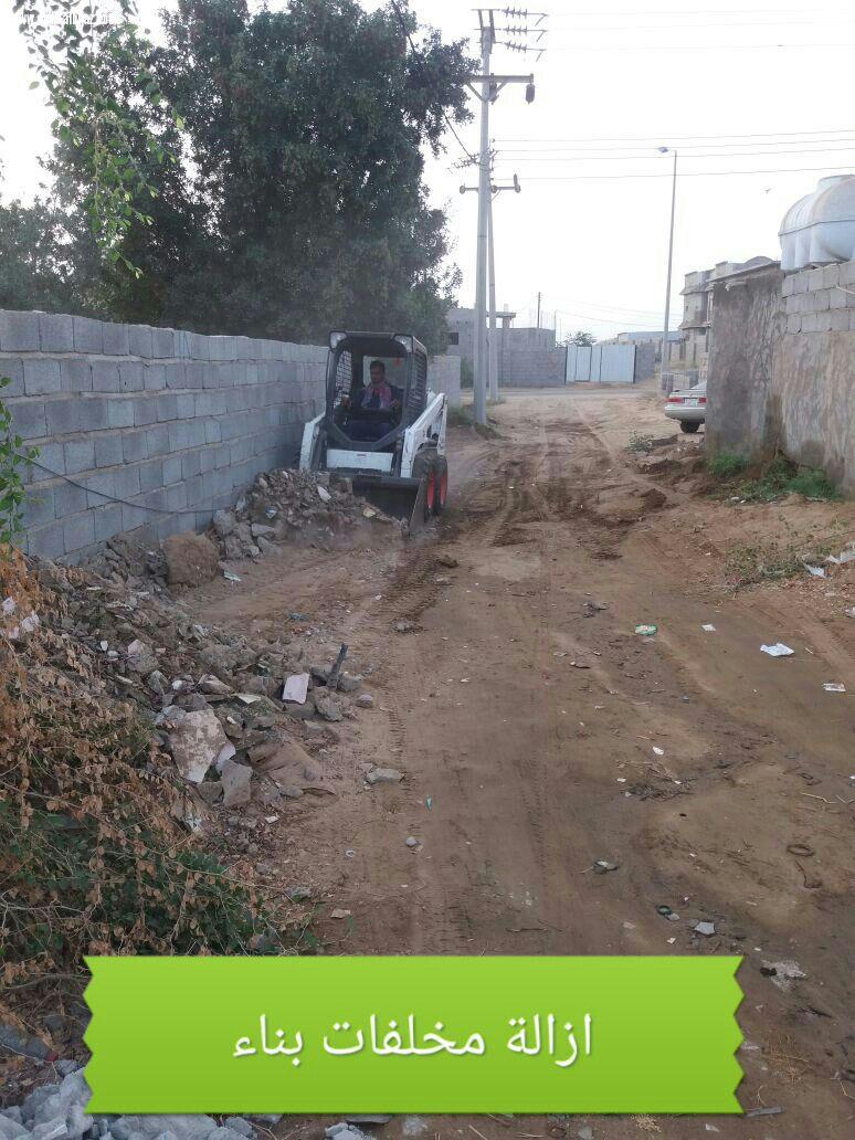 بلدية الموسم تكثف أعمالها في النظافة وازالة المخلفات ومكافحة الرش