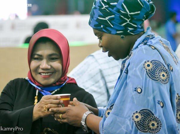 خيمة تعاكظ  محطة هامة لزوار سوق عكاظ