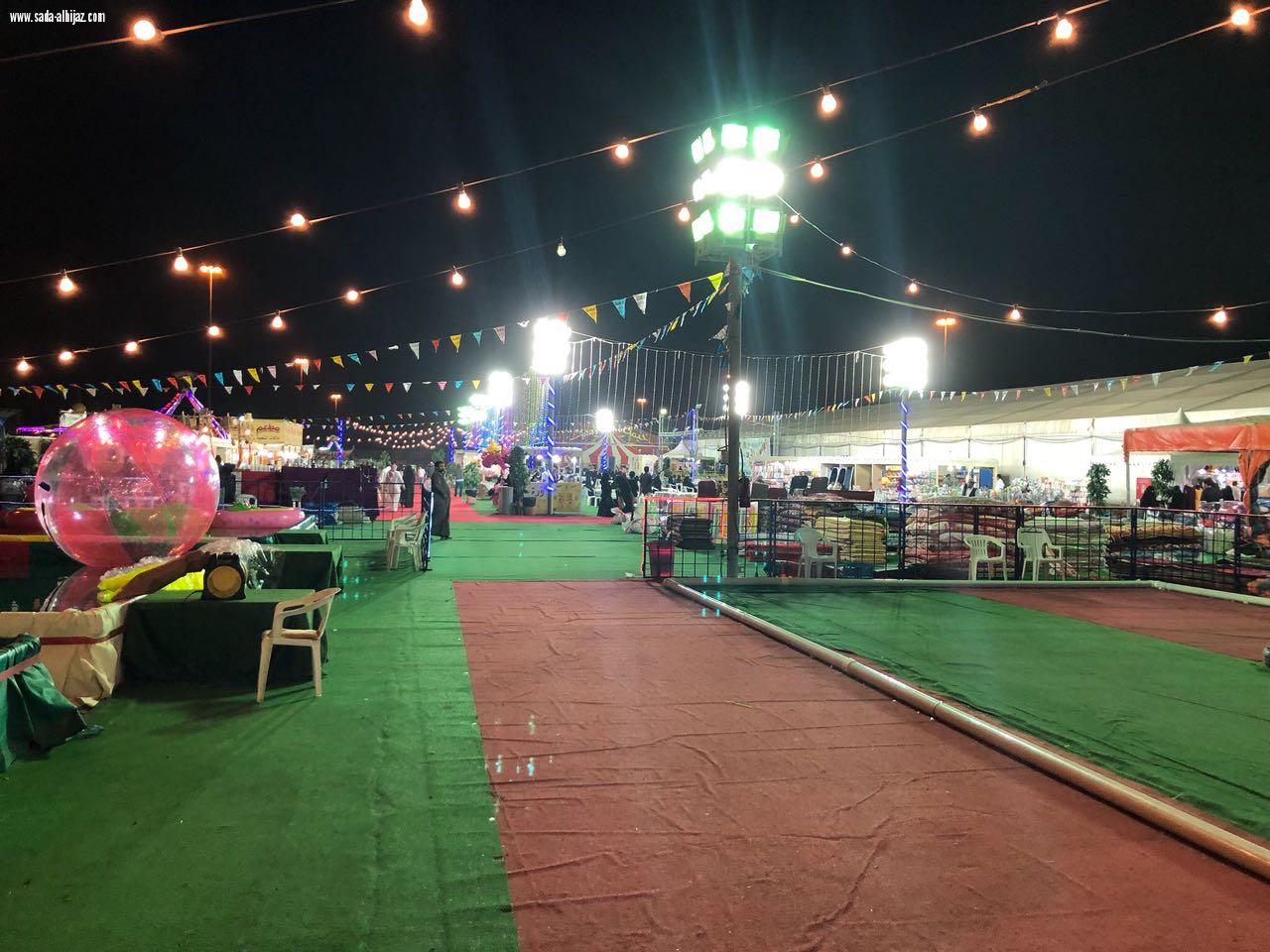 كاميرة شبكة نادي الصحافة تتجول في مهرجان ربيع النورية بمواقف سيارات بالنوارية