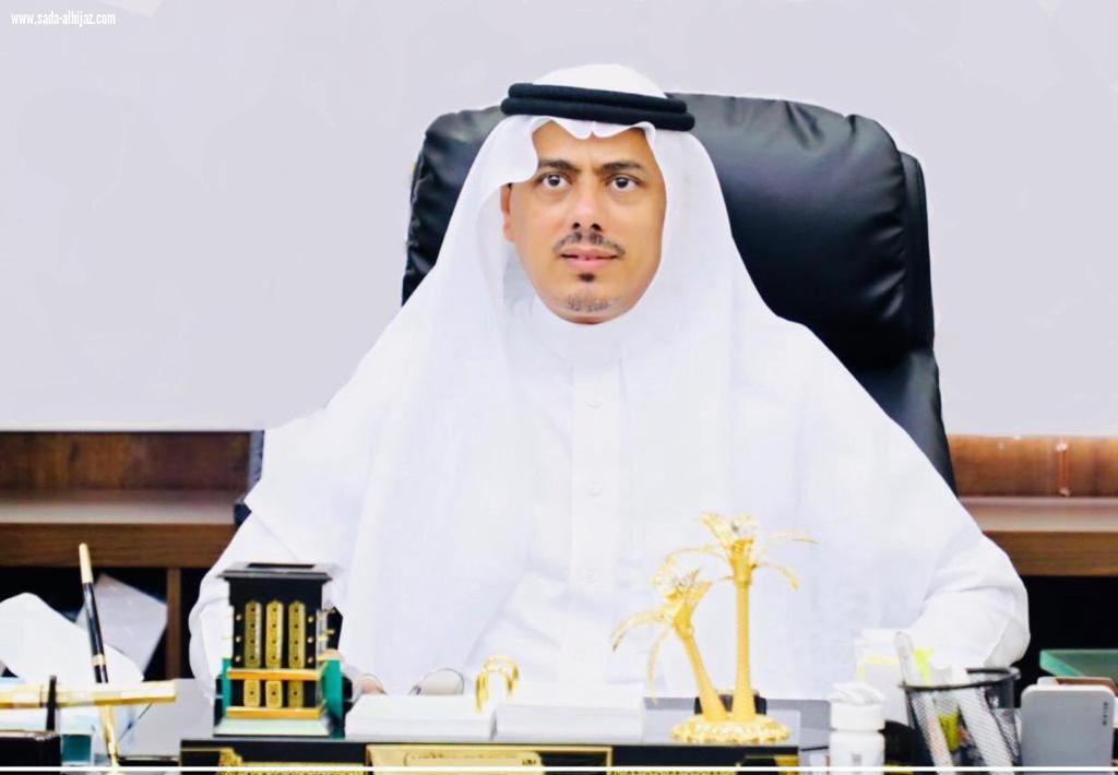 مع ختام الفصل الدراسي الأول ونجاح العملية التعليمية عن بعد مدير تعليم جازان يقدم الشكر لمنسوبي ومنسوبات التعليم ويشيد بجهود الأسر وأولياء الأمور 