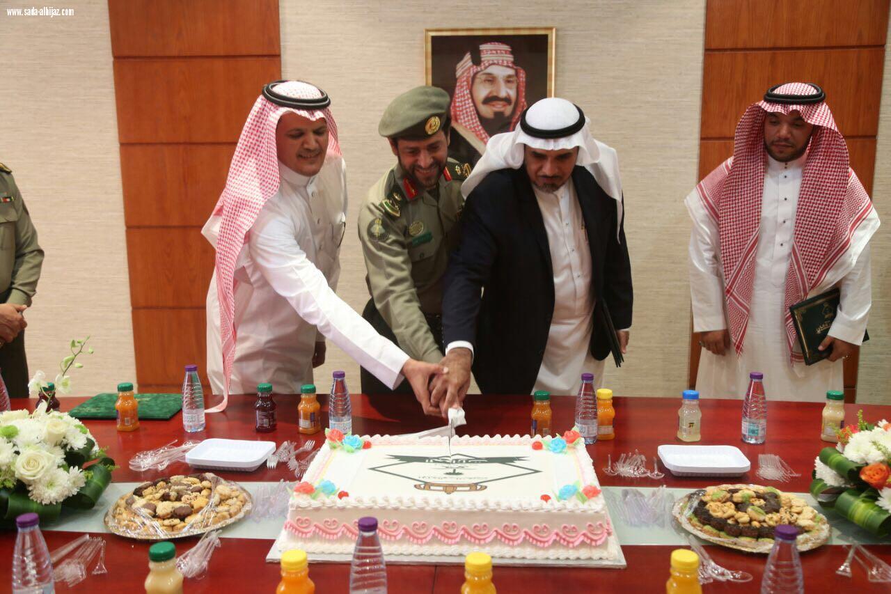 جوازات المدينة المنورة تكرم عدد من الإعلاميين ...