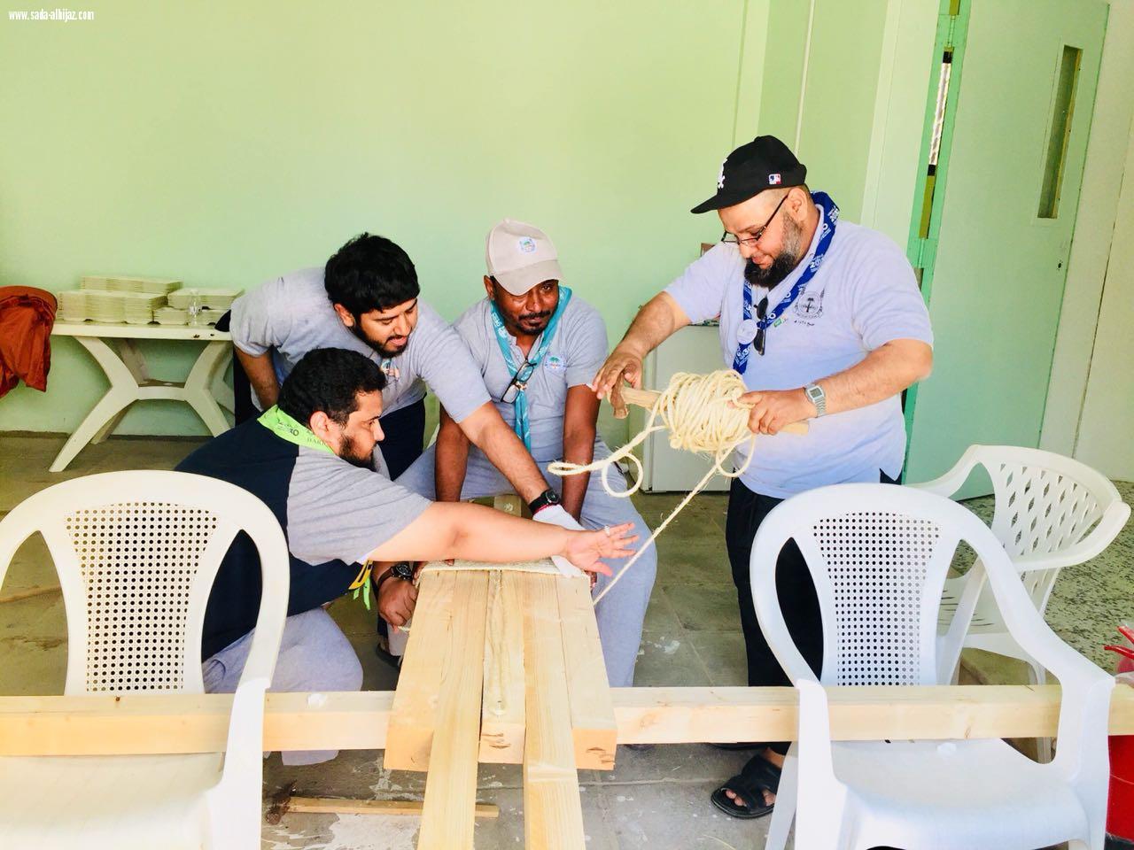 مساعد مدير تعليم محايل يتفقد استعدادات الدارسة التأسيسية 