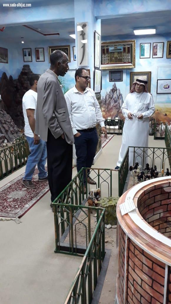 عشر جاليات تشارك في فعالية لغات وتراث الشعوب الأولى في مدينة الطيبات والكيكي يثني على الخطوات التي انجزت