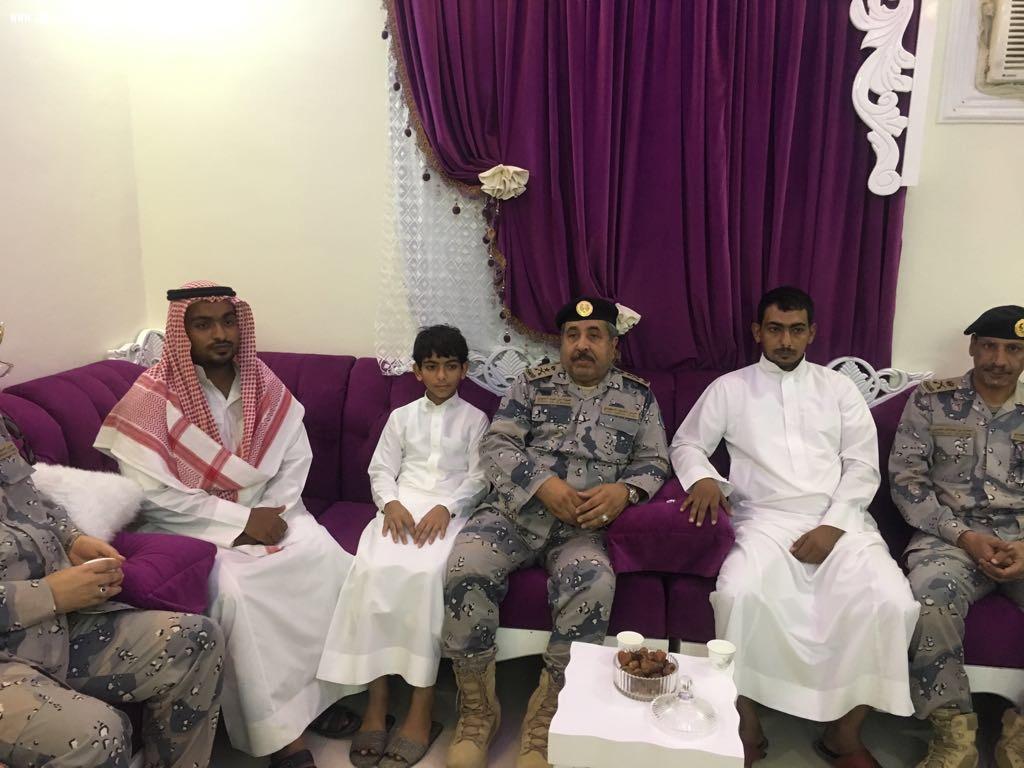 مدير عام حرس الحدود ينقل تعازي القيادة في شهيد الواجب الحكمي 