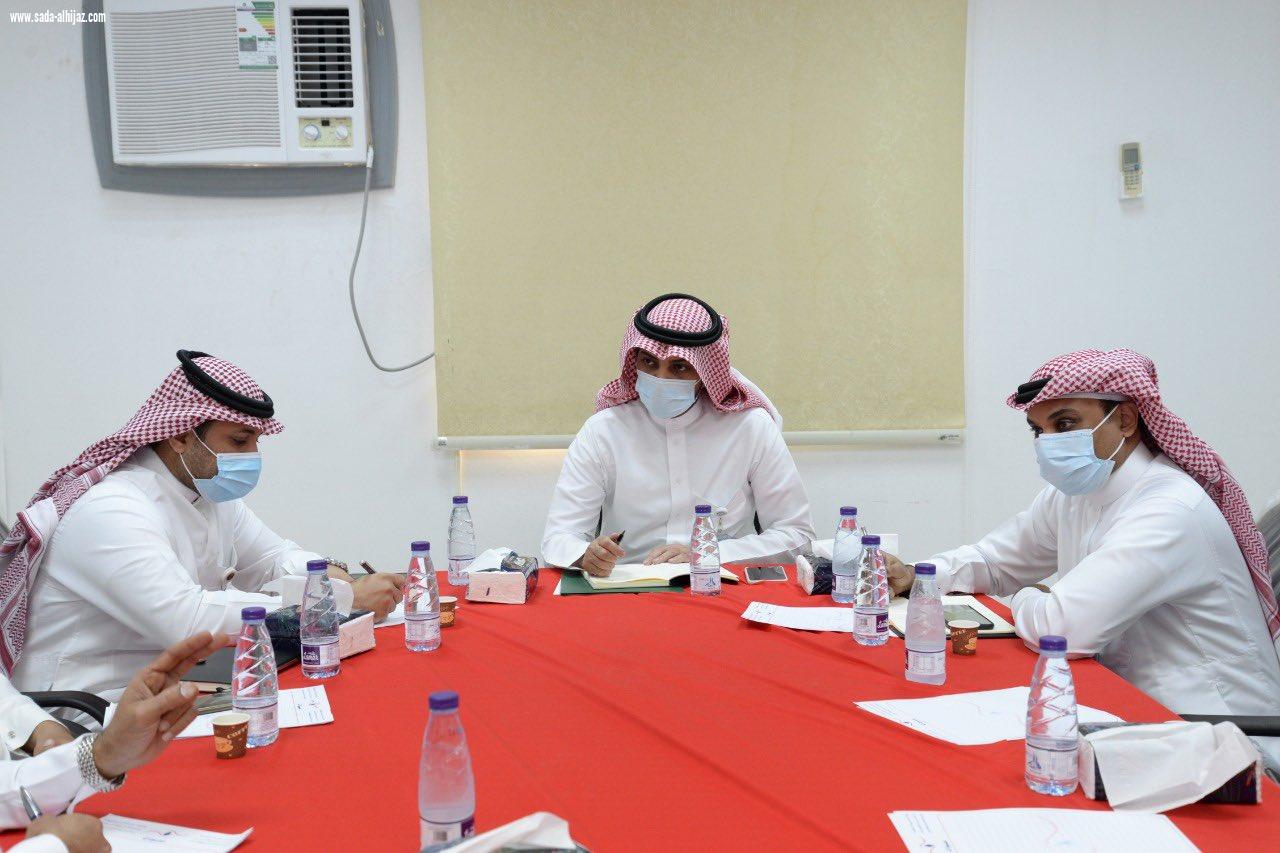 أكد ضرورة التعاون لإيجاد الحلول المناسبة لإنجاز المشروعات التنموية بالمحافظة جبر يقوم بجولة تفقدية لفرع المياه بأبوعريش ويلتقي المحافظ ورئيس البلدية