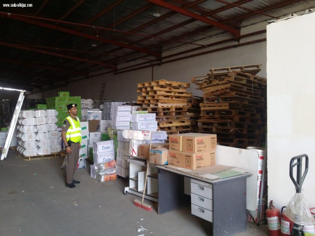 مدني المدينة ‏ينفذ جولات تفتيشية لفرق الاشراف الوقائي على بعض المستودعات .