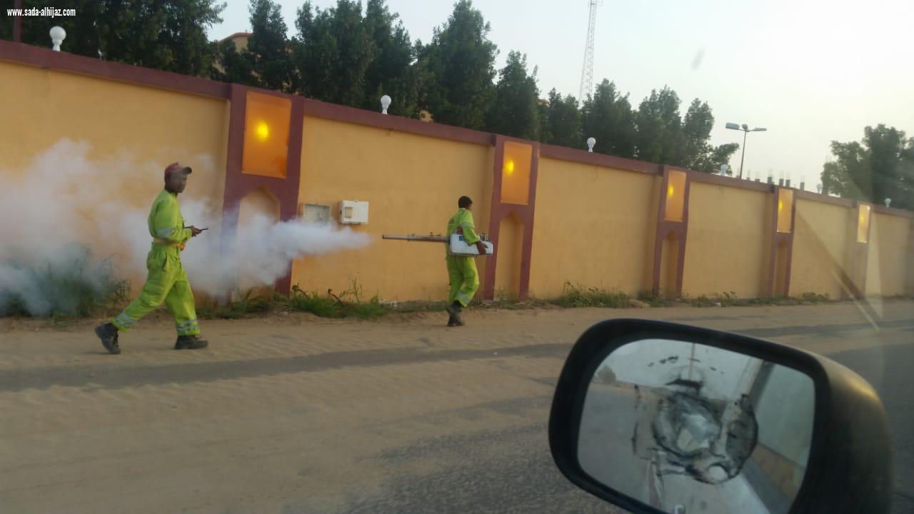 بتوجيهات ومتابعة  علوان  بلدية مركز الموسم تشن حملة مكثفة على اعمال النظافة والإصحاح البيئي